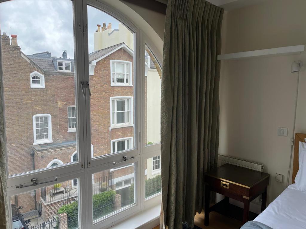 Serene Townhouse With Parking ロンドン エクステリア 写真