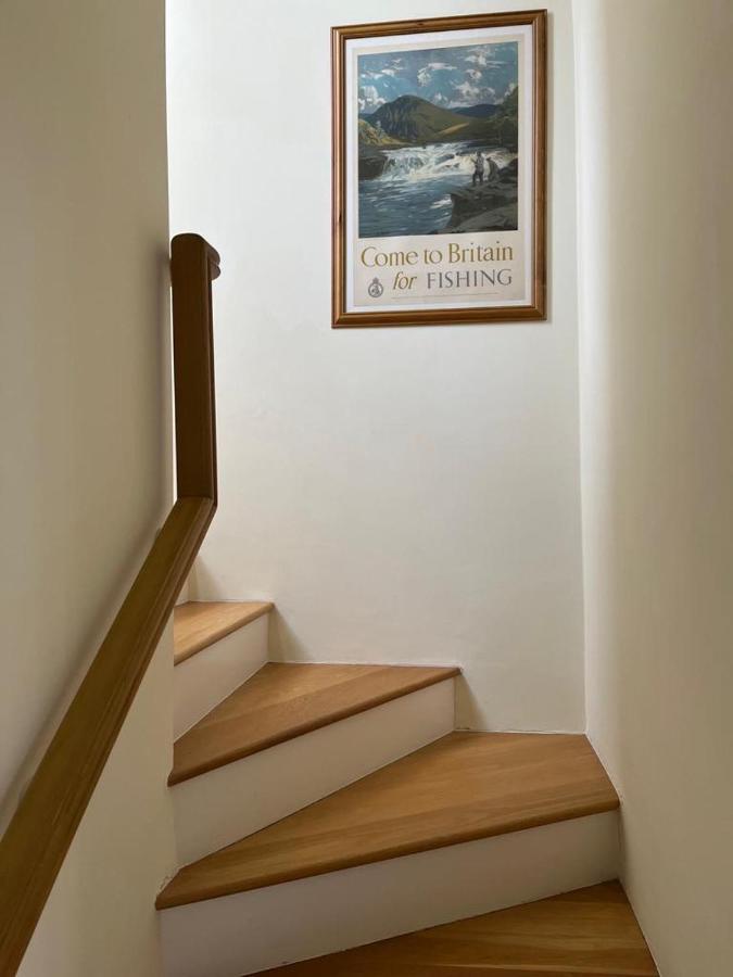 Serene Townhouse With Parking ロンドン エクステリア 写真